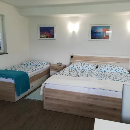 Pr'cajhn * Radovljica